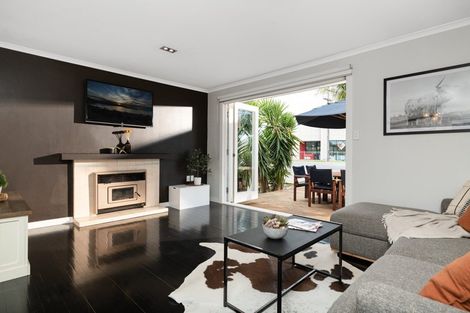 Photo of property in 86 Bellevue Road, Brookfield, Tauranga, 3110