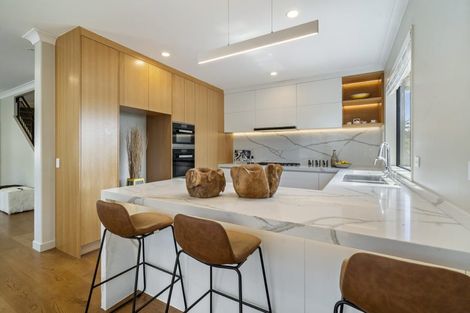 Photo of property in 17 Oak Bark Drive, Schnapper Rock, Auckland, 0632