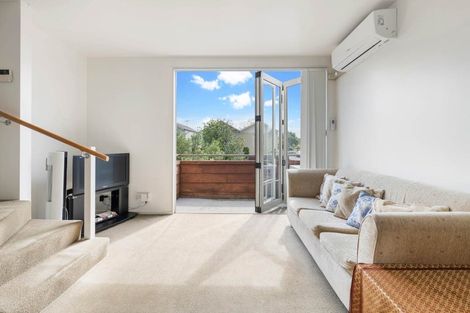 Photo of property in 25 Kirikiri Lane, East Tamaki, Auckland, 2013