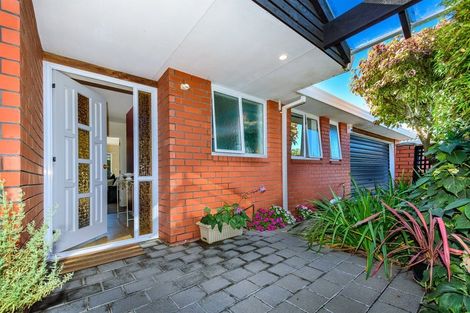 Photo of property in 1/10c Fovant Street, Russley, Christchurch, 8042