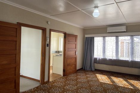 Photo of property in 40 Fulford Street, New Plymouth, 4310