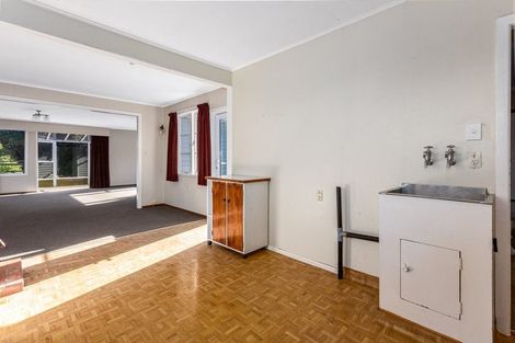 Photo of property in 15 Kiriwai Road, Paremata, Porirua, 5024