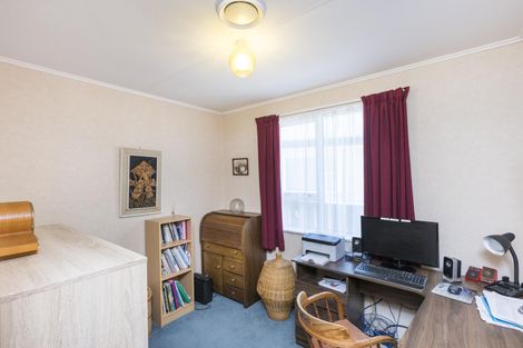 Photo of property in 21 Lockhart Avenue, Milson, Palmerston North, 4414