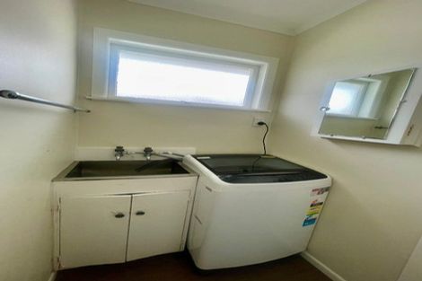 Photo of property in 2/68 Great South Road, Manurewa, Auckland, 2102