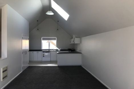 Photo of property in Pirie Street Townhouses, 22/35u Pirie Street, Mount Victoria, Wellington, 6011