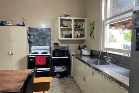 Photo of property in 2 Hamlet Street, Dannevirke, 4930