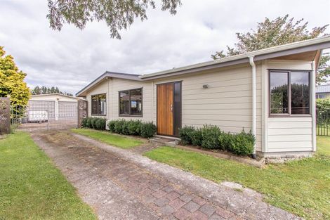 Photo of property in 80 Rewa Street, Inglewood, 4330