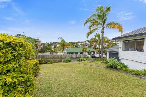 Photo of property in 1/6 Knott Road, Stanmore Bay, Whangaparaoa, 0932