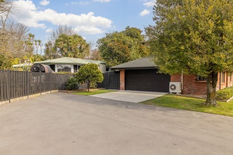 Photo of property in 10 Castle Way, Beckenham, Christchurch, 8023