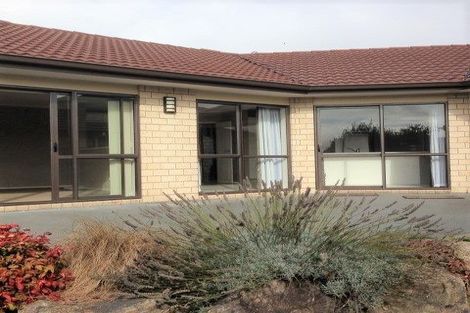 Photo of property in 112 Rowesdale Drive, Ohauiti, Tauranga, 3112