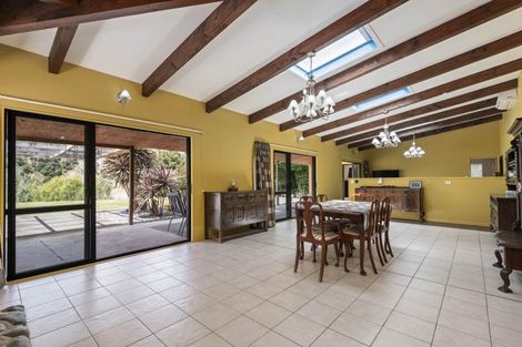 Photo of property in 195 Rowes Road, Hunterville, 4785