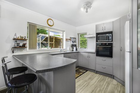 Photo of property in 8 Orakau Road, Mangere East, Auckland, 2024