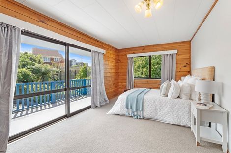 Photo of property in 33 Hindmarsh Street, Johnsonville, Wellington, 6037