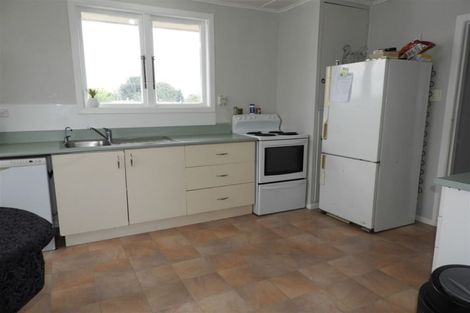 Photo of property in 1 Kiwi Street, Tokoroa, 3420