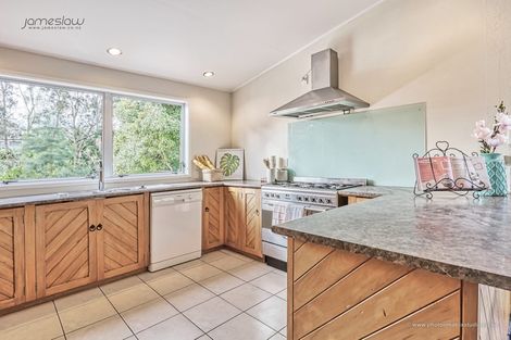 Photo of property in 28 Reynella Drive, Massey, Auckland, 0614