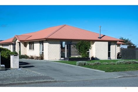 Photo of property in 9 Tancred Street, Geraldine, 7930