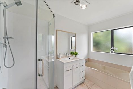 Photo of property in 17 Lolim Place, Favona, Auckland, 2024