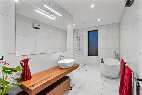 Photo of property in 2 Mersham Drive, Prebbleton, 7604