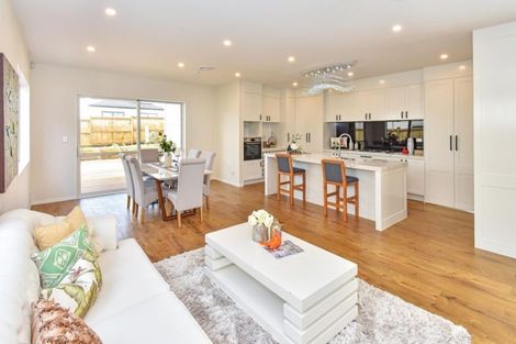 Photo of property in 16 Lisnoble Road, Flat Bush, Auckland, 2019