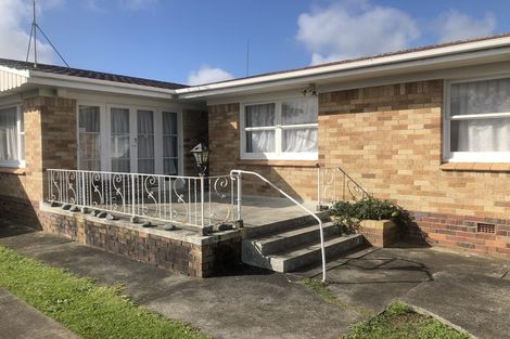 Photo of property in 15 Edorvale Avenue, Manukau, Auckland, 2025