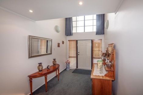 Photo of property in 7 Amesbury Drive, Churton Park, Wellington, 6037