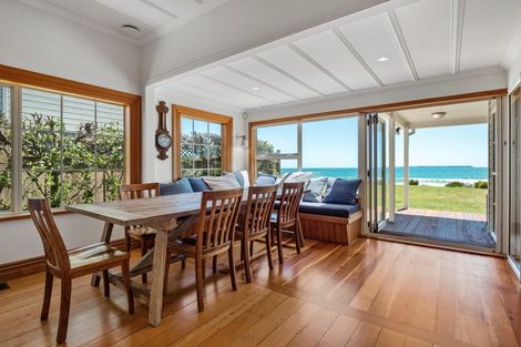 Photo of property in 123 Karewa Parade, Papamoa Beach, Papamoa, 3118