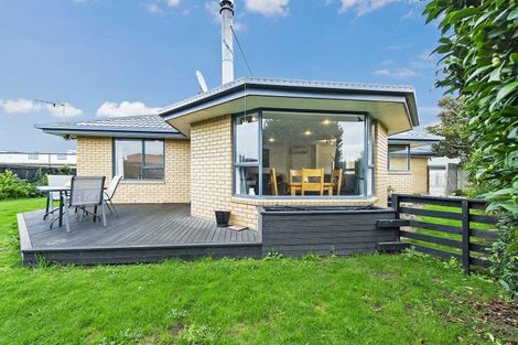 Photo of property in 5 Peel Close, Rolleston, 7614