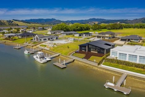 Photo of property in 14 Lady Jocelyn Place, Whitianga, 3510