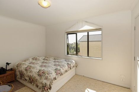 Photo of property in St Claire Village, 43/172 Mcleod Road, Te Atatu South, Auckland, 0610