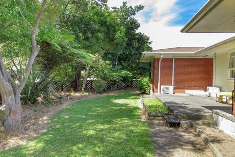 Photo of property in 2 Lakeview Place, Whakatane, 3120