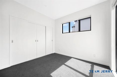 Photo of property in 49 Farranfore Road, Opaheke, Papakura, 2113