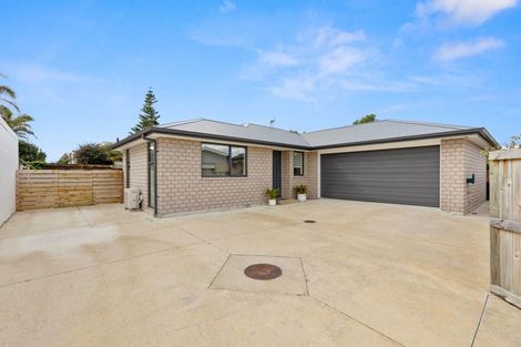 Photo of property in 13a Dickson Road, Papamoa Beach, Papamoa, 3118