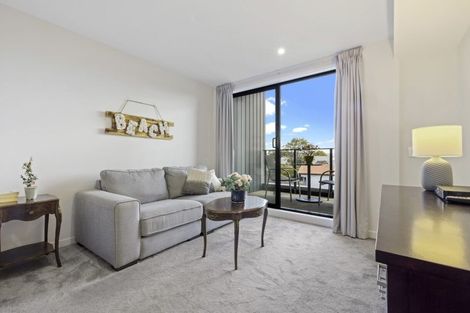 Photo of property in 209/8 Gray Avenue, Mangere East, Auckland, 2024