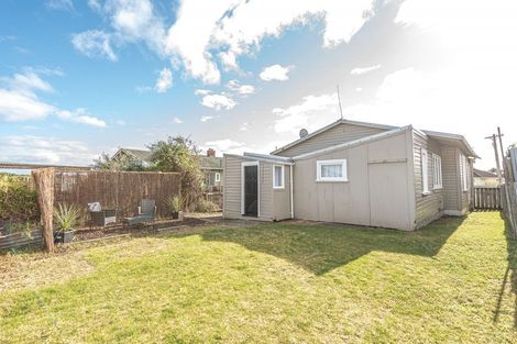 Photo of property in 20 Manuka Street, Castlecliff, Whanganui, 4501