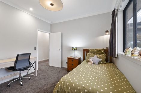 Photo of property in 35 Stonebrook Lane, Kelvin Grove, Palmerston North, 4470