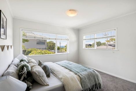 Photo of property in 1/318 Beach Road, Campbells Bay, Auckland, 0630