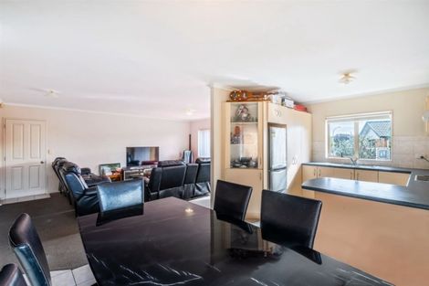 Photo of property in 15 Saybrook Place, Mangere, Auckland, 2022