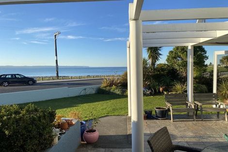 Photo of property in 10 Charles Street, Westshore, Napier, 4110