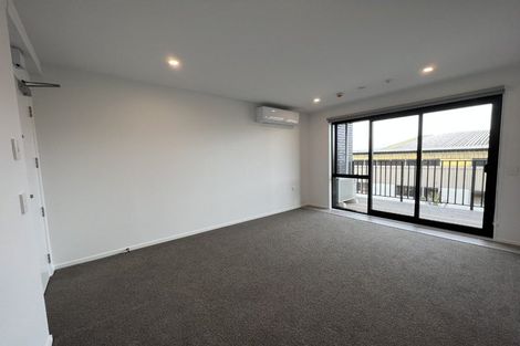 Photo of property in 208/28c Eileen Newey Place, Henderson, 0612