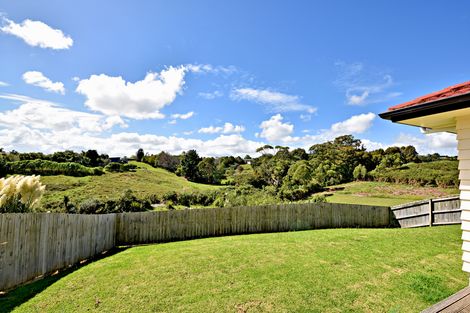 Photo of property in 117 Keri Vista Rise, Papakura, 2110
