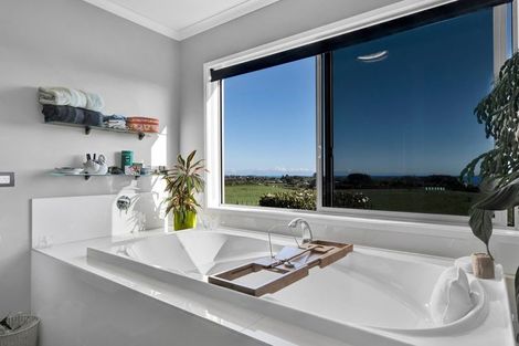 Photo of property in 51 Wilson Road, Urenui, 4375