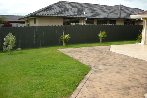 Photo of property in 175 Kilkenny Drive, East Tamaki Heights, Auckland, 2016