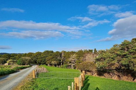 Photo of property in 33 Tesoro Way, Parahaki, Whangarei, 0112