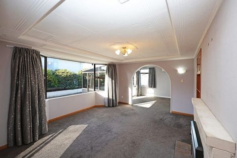 Photo of property in 32 Awamoa Road, Holmes Hill, Oamaru, 9401