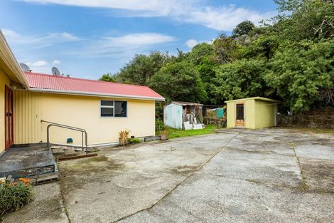 Photo of property in 67 Hair Street, Wainuiomata, Lower Hutt, 5014