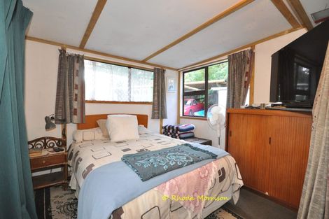 Photo of property in 11 Moana Road, Tinopai, Matakohe, 0593
