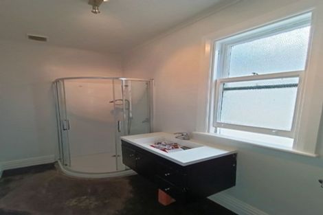 Photo of property in 143 Tasman Street, Mount Cook, Wellington, 6021