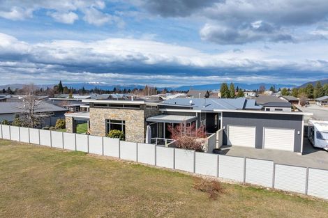 Photo of property in 31 Rhoboro Road, Twizel, 7901