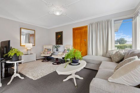 Photo of property in 5 Rainsford Street, Moturoa, New Plymouth, 4310