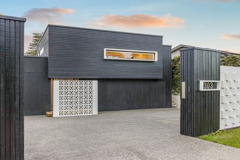 Photo of property in 303 Beach Road, Campbells Bay, Auckland, 0630